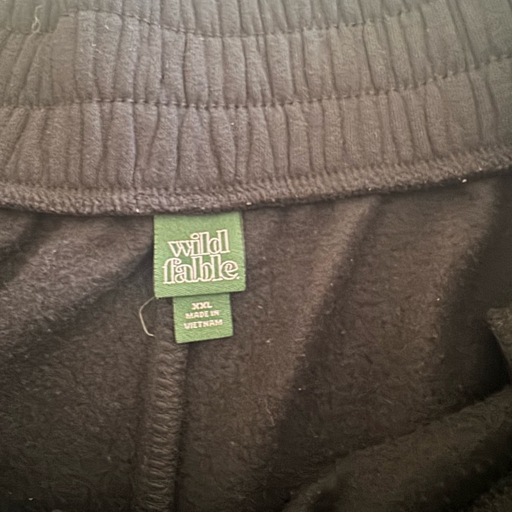 Wild Fable Black fleece Shorts - Picture 4 of 5